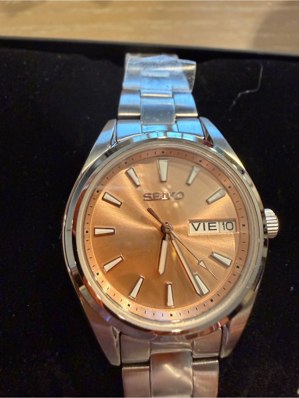 Seiko Silver Bracelet Watch with Rose Gold Face and  Dial - Picture 2 of 6